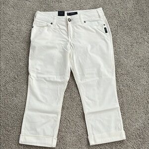 NWT - Women's White Siver Suki Capri Jeans